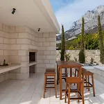 Luxury Salvina Willa