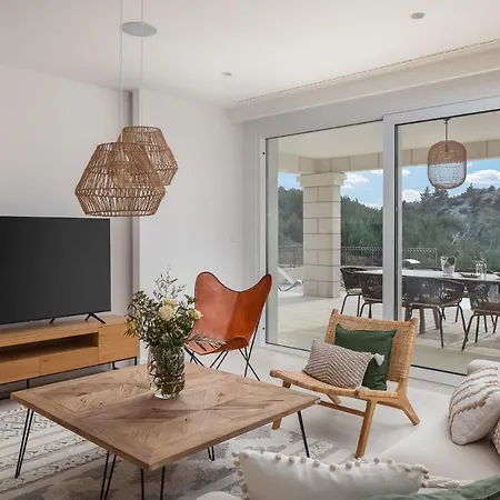 Luxury Salvina Makarska