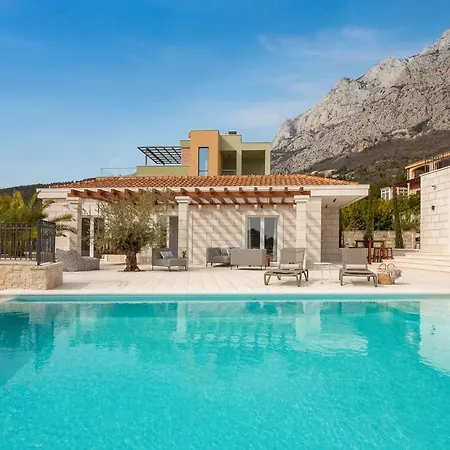 Luxury Salvina Makarska