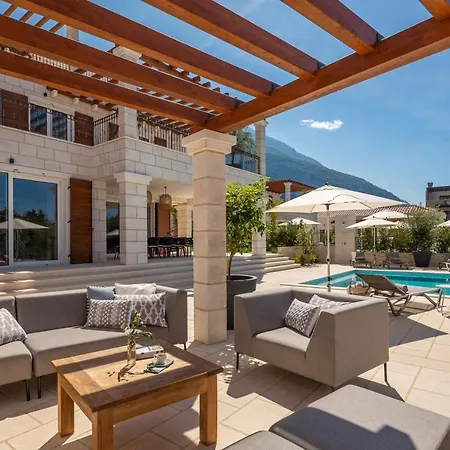 Vila Luxury Salvina *