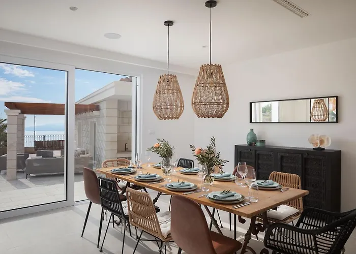 וילה Luxury Salvina מאקרסקה