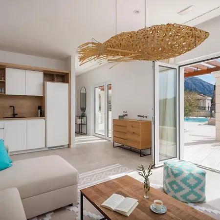 Luxury Salvina Makarska