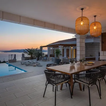 Luxury Salvina * Makarska