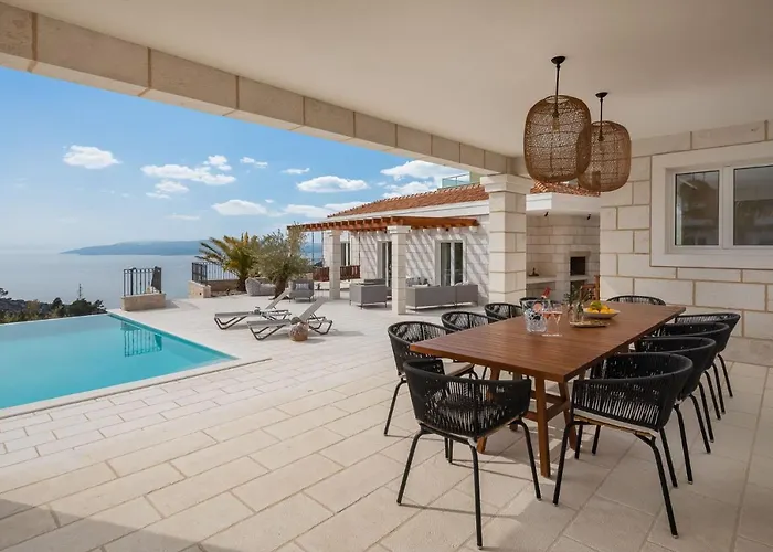 Luxury Salvina Villa *